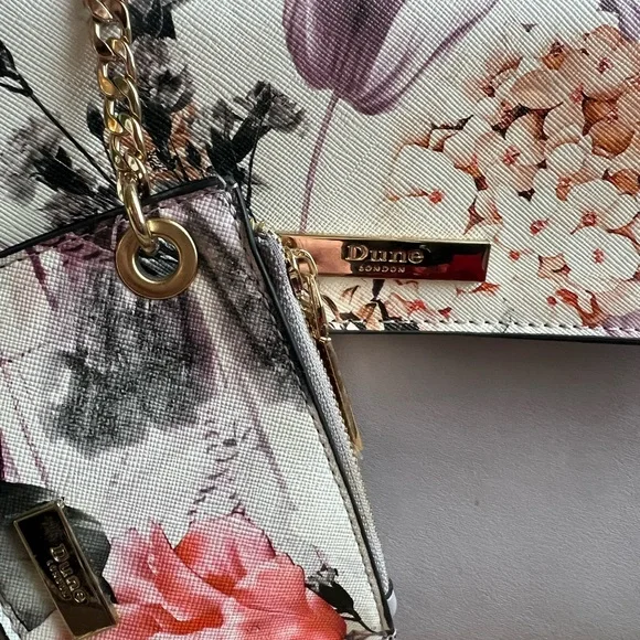 Dune Lovely Floral Lavender Handbag With Coin Purse - Picture 5 of 9